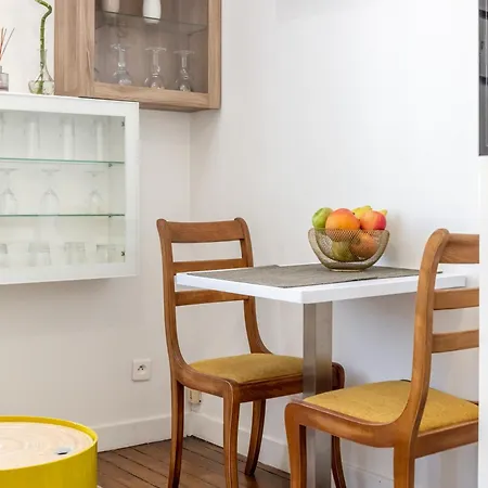 Cosy 2 Pieces Champs-elysees-defense Appartement Puteaux